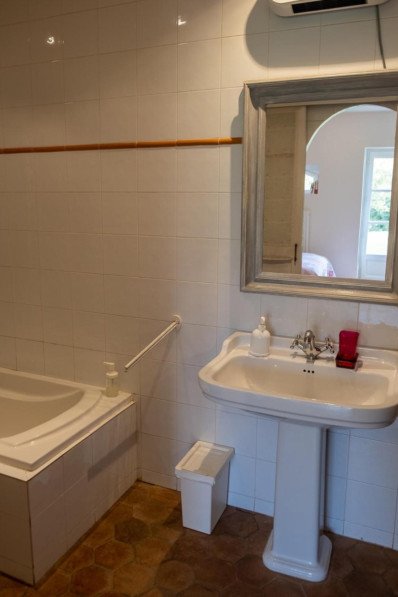 Chambre D'Hotes Belair Eaunes Rom bilde